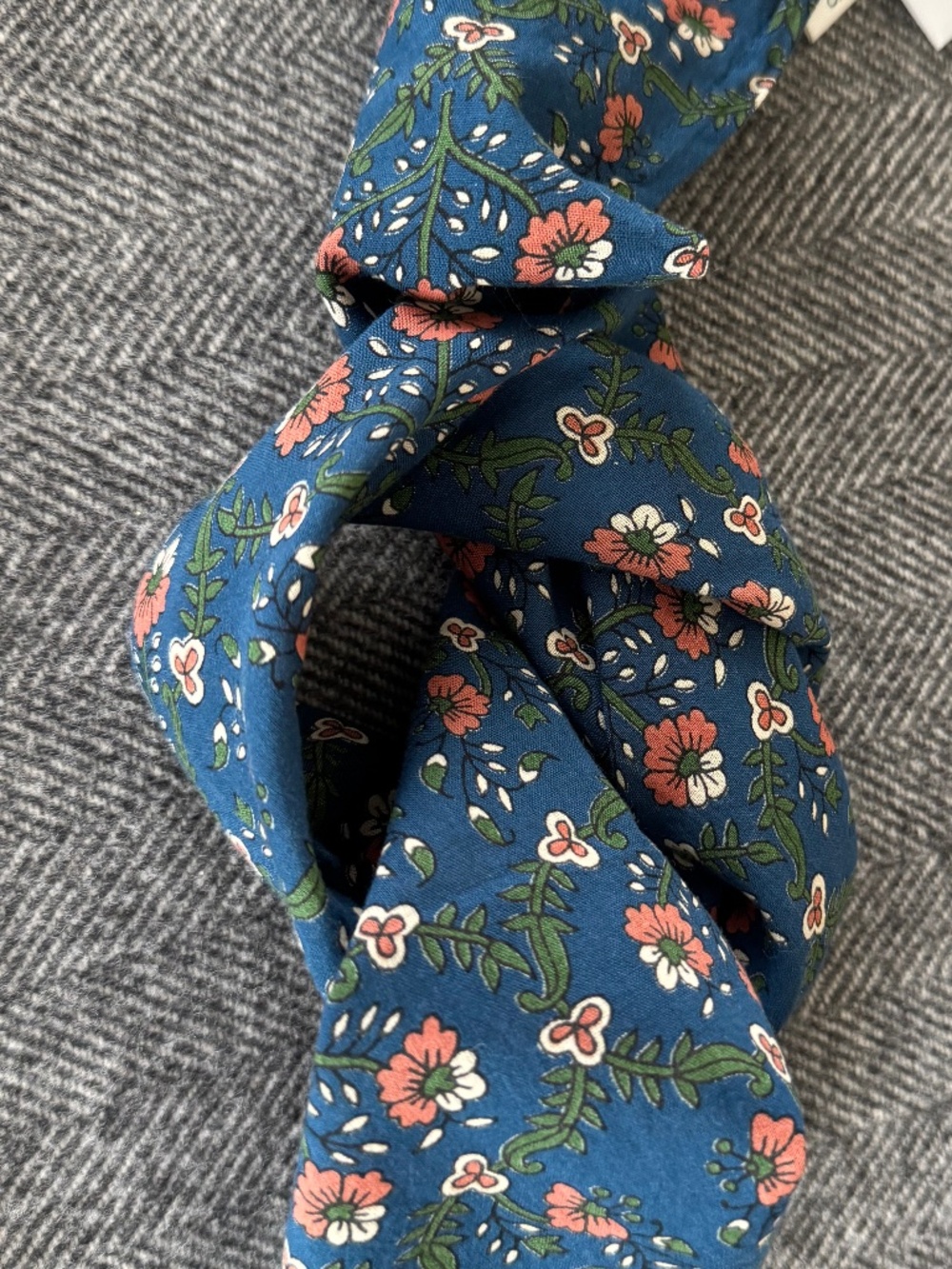 NWOT, ROLLER RABBIT, FLORAL COTTON BANDANA/SCARF